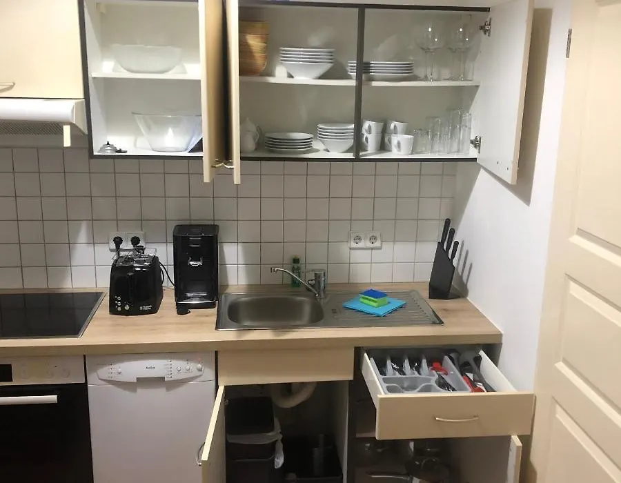 Appartement Moewe Mit 2 Zimmer Im Zentrum Potsdams Direkt An Der Havel-1