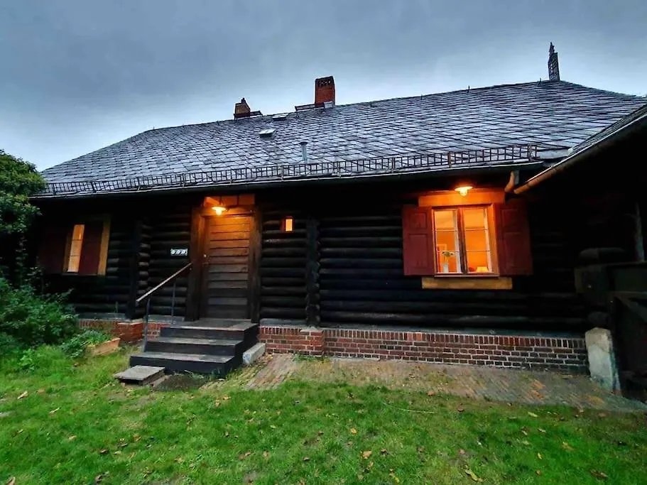 Alexandrowka Wohnen im UNESCO Weltkulturerbe Haus-1