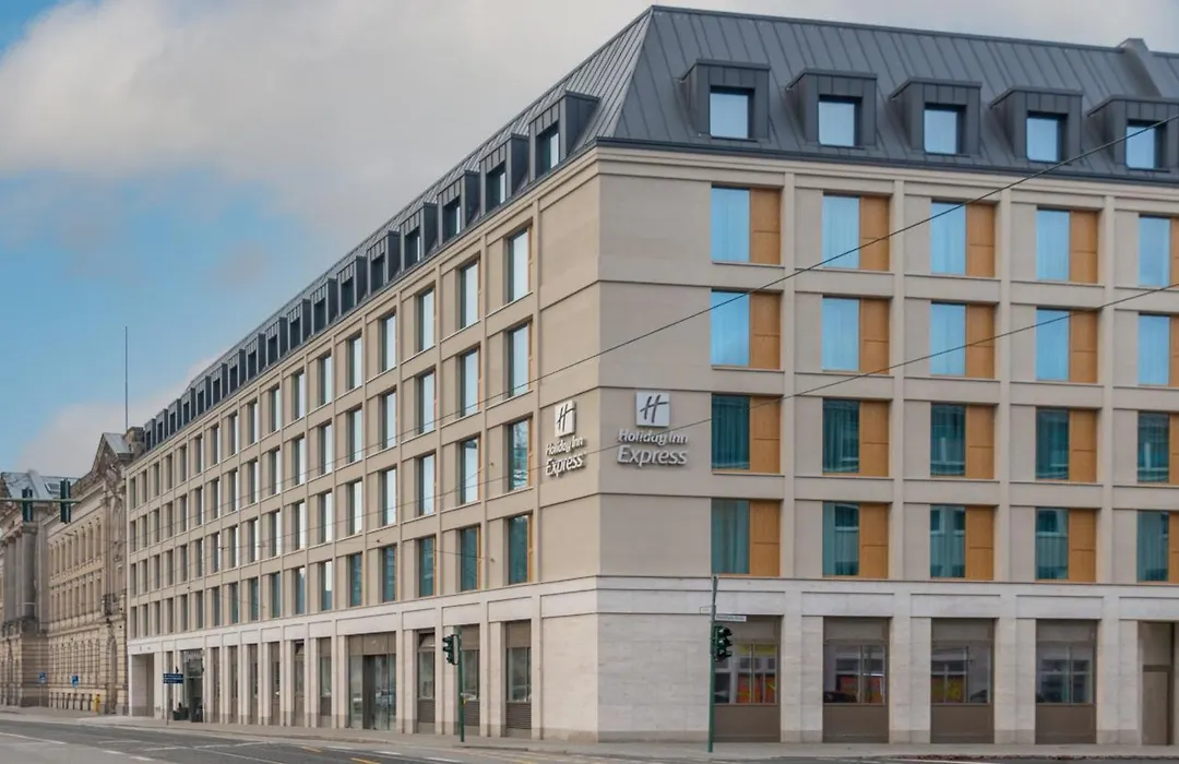 Holiday Inn Express & Suites - Potsdam By Ihg-1