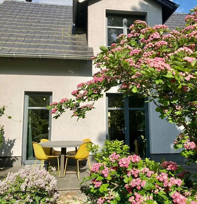 Ferienhaus Ferienwohnung Potsdam DieGaLerie am Schlosspark Marquardt-1