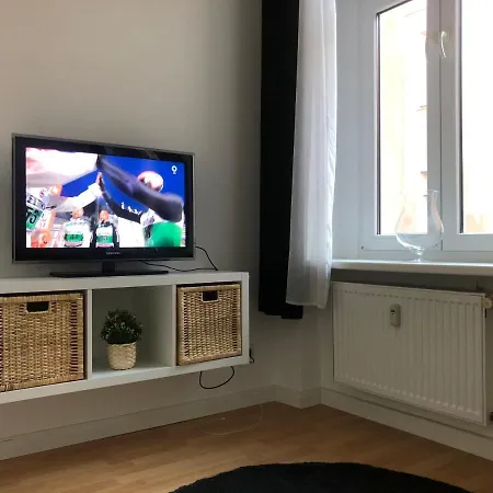 Appartement Moewe Mit 2 Zimmer Im Zentrum Potsdams Direkt An Der Havel-2