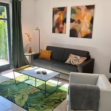 Ferienhaus Ferienwohnung Potsdam DieGaLerie am Schlosspark Marquardt-3
