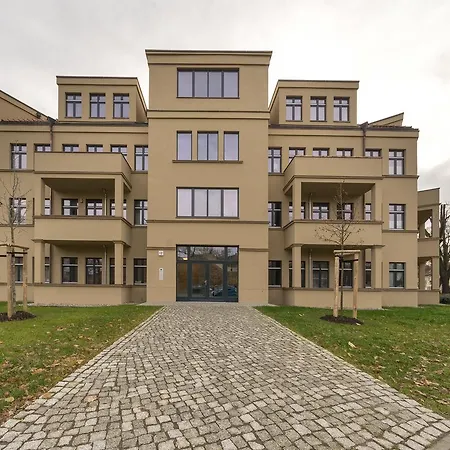 Design Apartments - Am Schlosspark-2